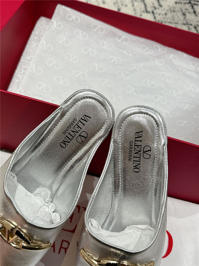 Va1e*ntin0 garavani vlogo signature leather mules silver