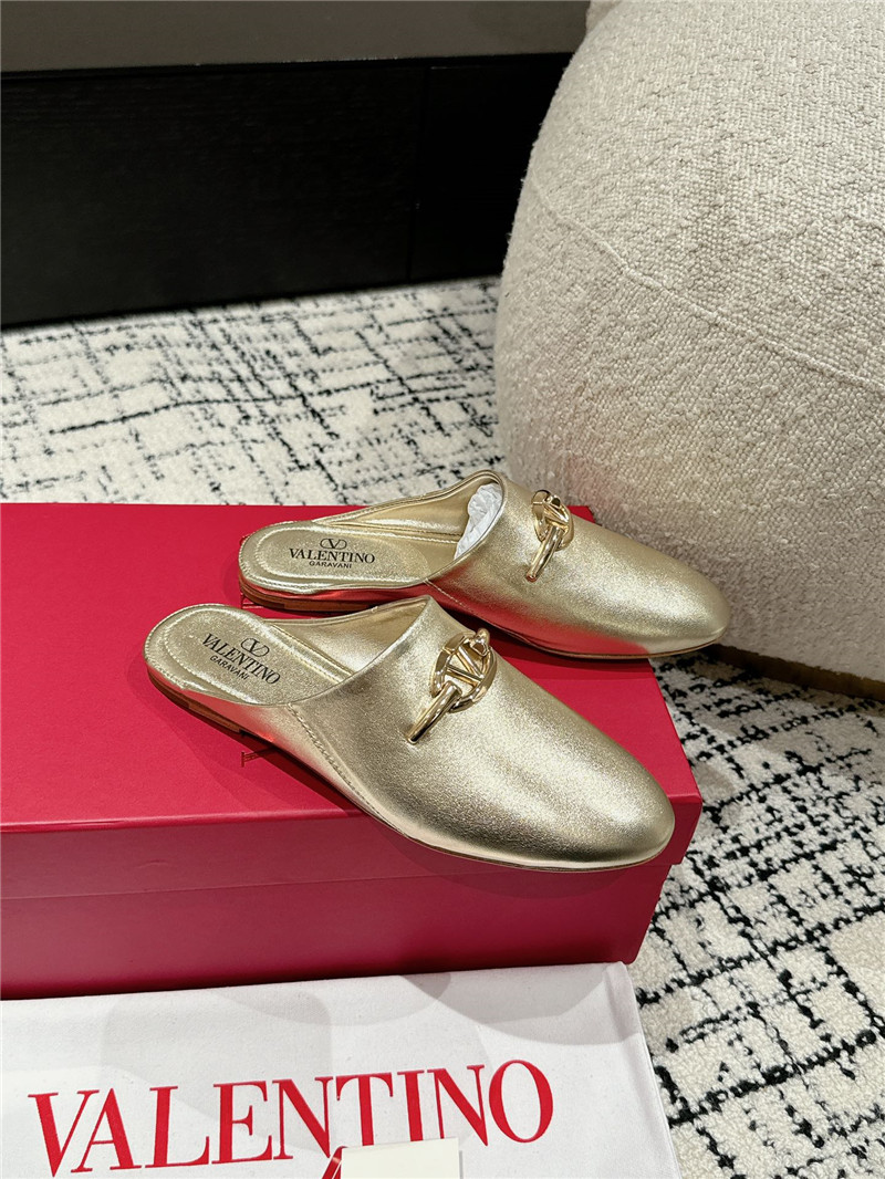 Va1e*ntin0 garavani vlogo signature leather mules gold