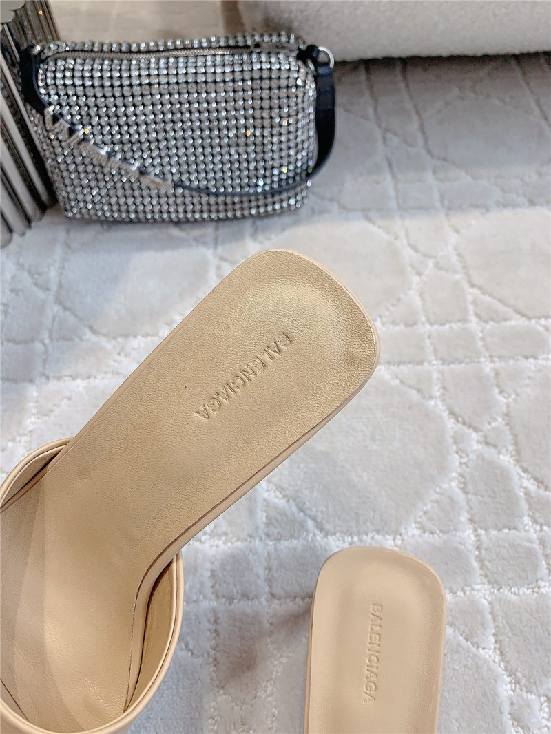 Ba1en*iaga duty free beige women’s sandals