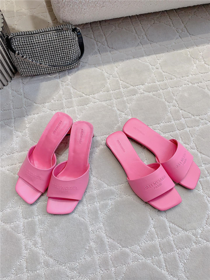 Ba1en*iaga duty free leather logo slide sandals in pink