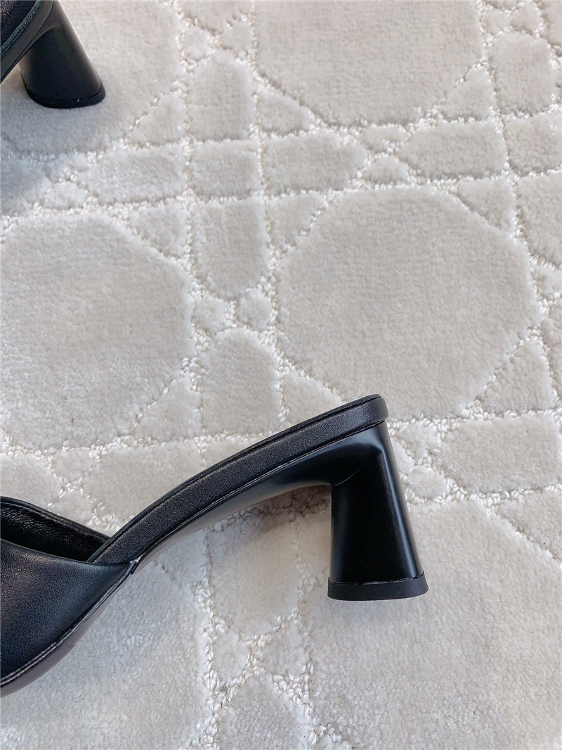 Ba1en*iaga duty free black women’s sandal