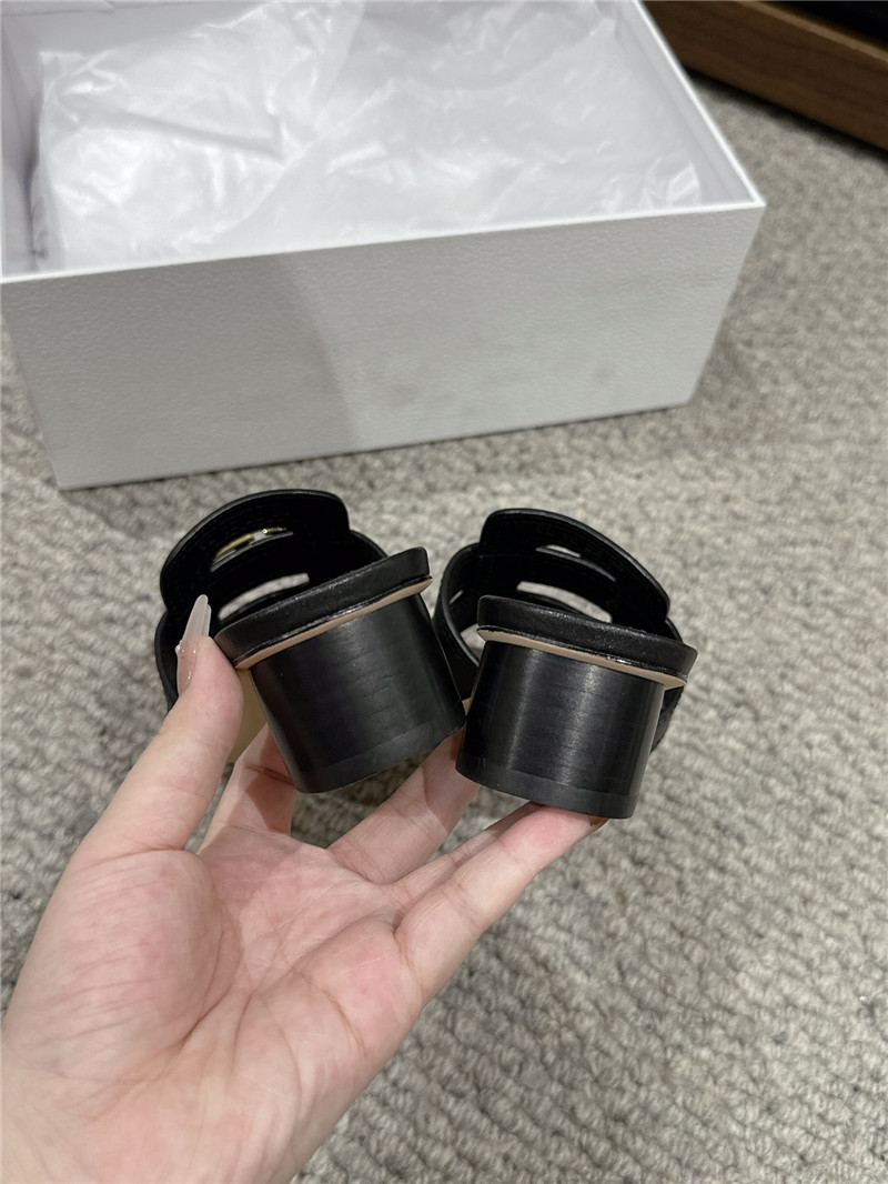 D10r 30 montaigne heeled slide black