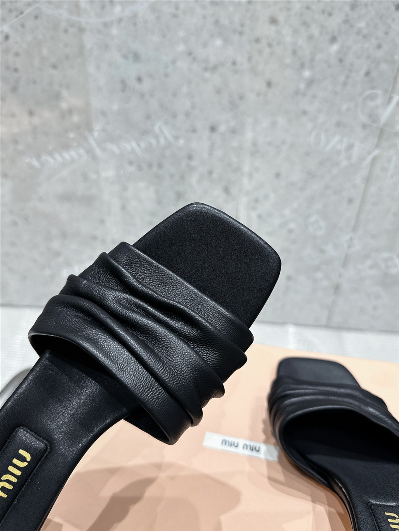 Miu Miu Leather Kitten-Heel Mule Sandals in Black