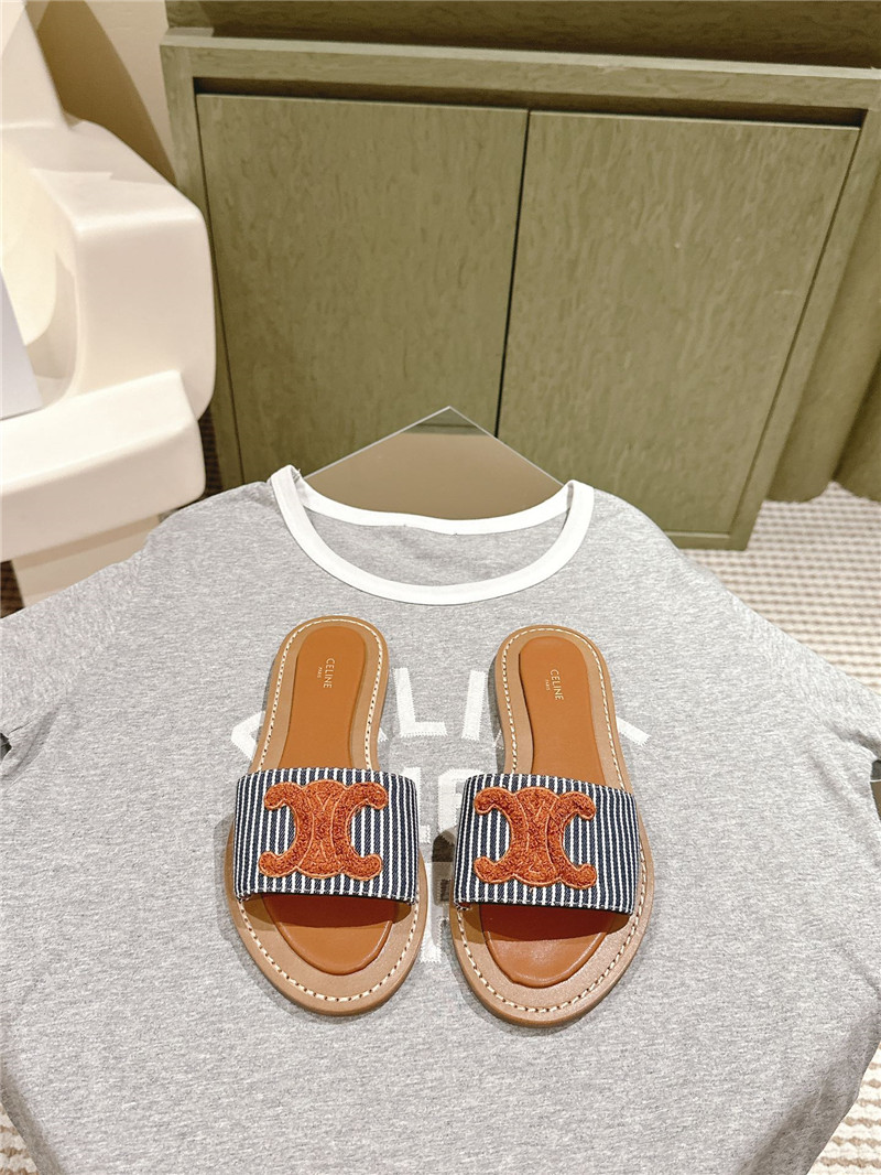 Ce1i*e lympia mule in oshkosh canvas