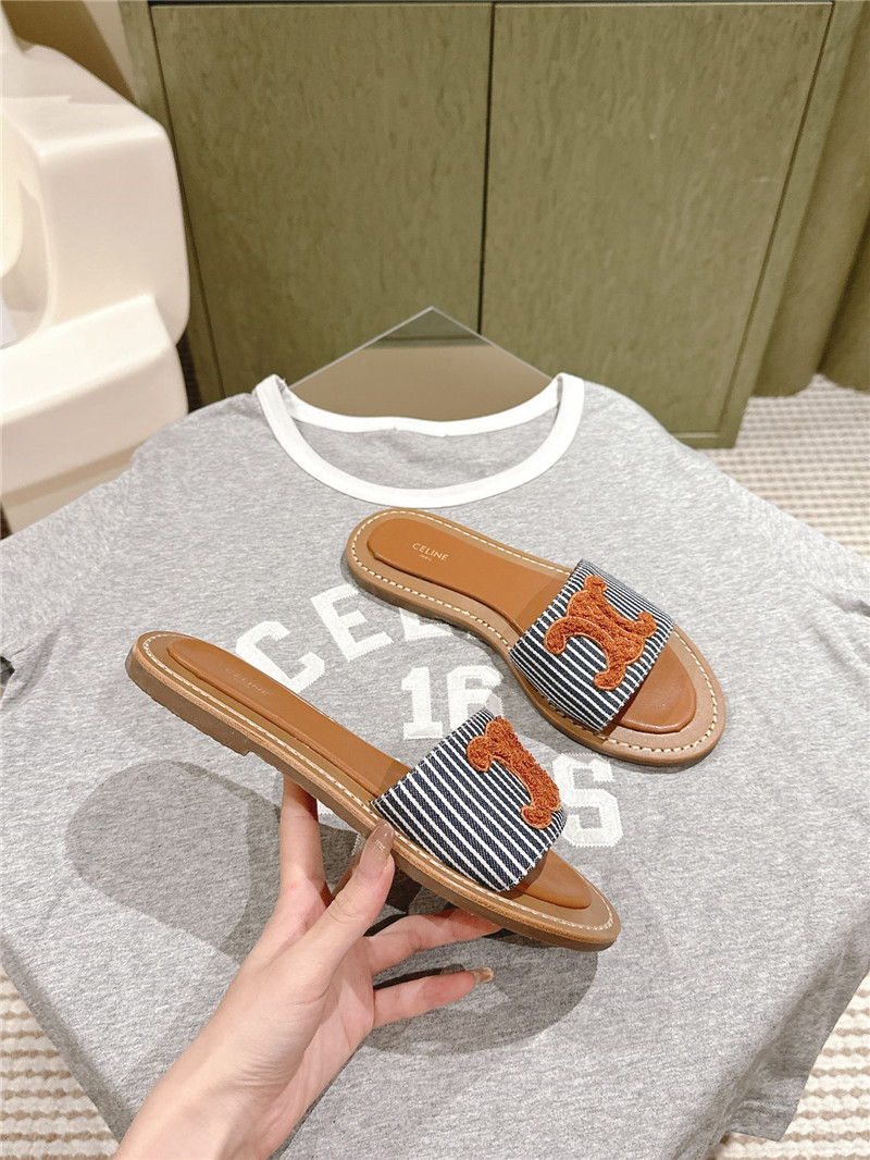 Ce1i*e lympia mule in oshkosh canvas