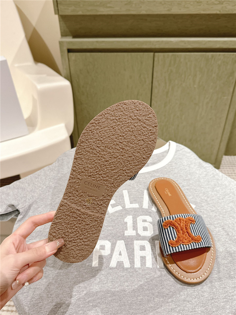 Ce1i*e lympia mule in oshkosh canvas