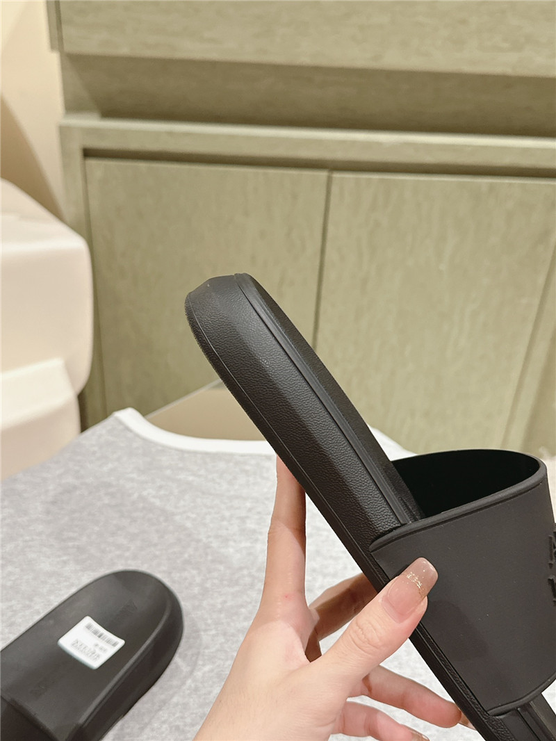 a1exa*der Mcqv*en new slippers replica designer shoes