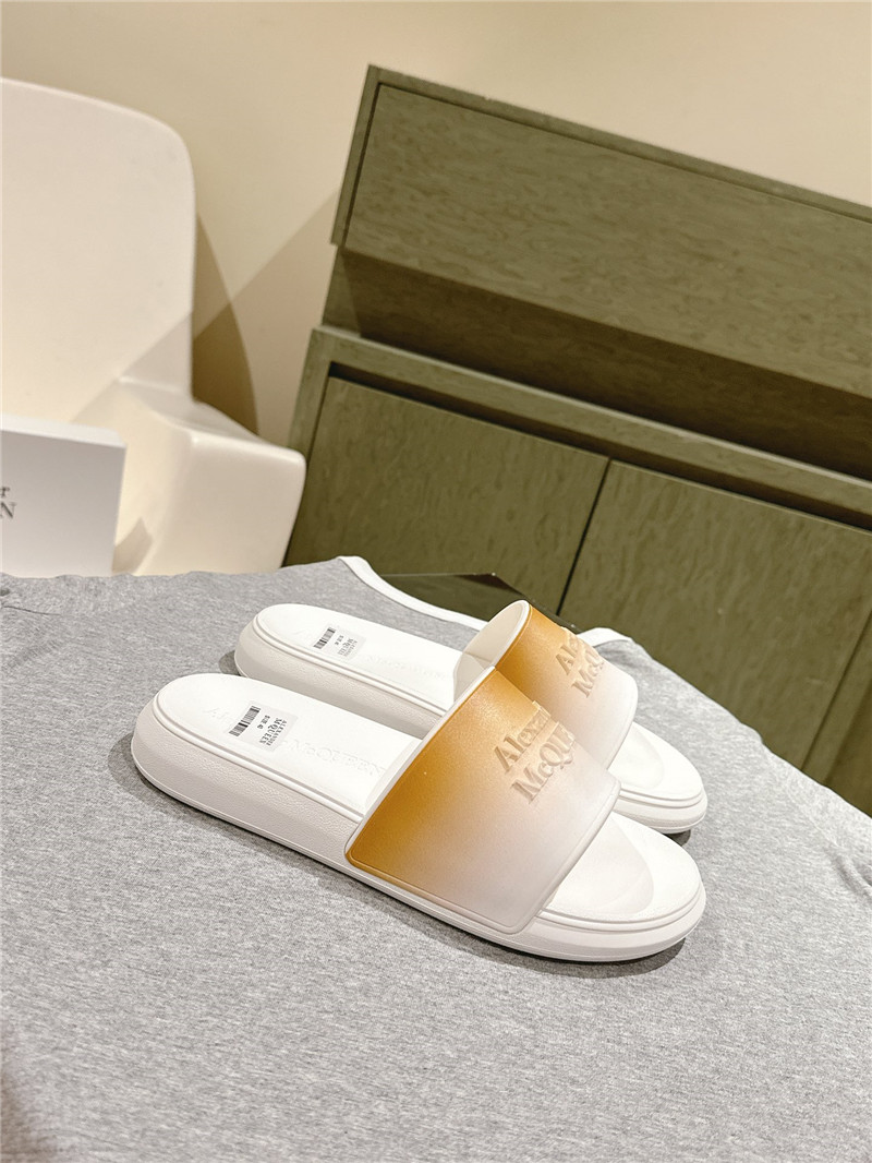 a1exa*der Mcqv*en logo flip flops