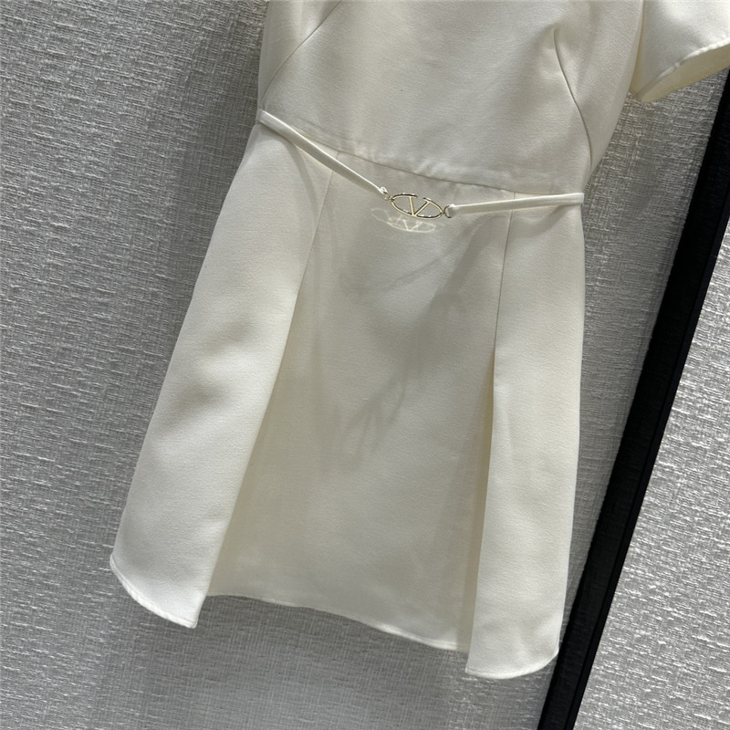 Va1e*ntin0 cream white short sleeve dress replica clothes