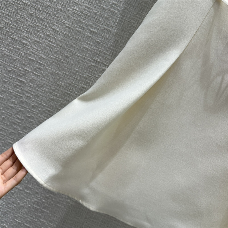 Va1e*ntin0 cream white short sleeve dress replica clothes