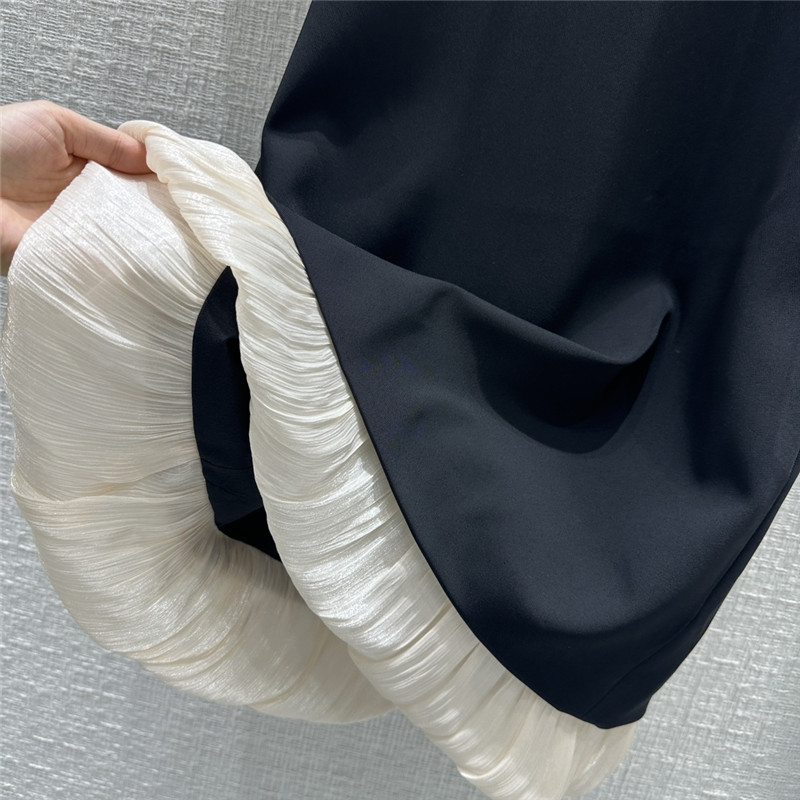 Va1e*ntin0 short sleeve dress cheap replica designer clothes