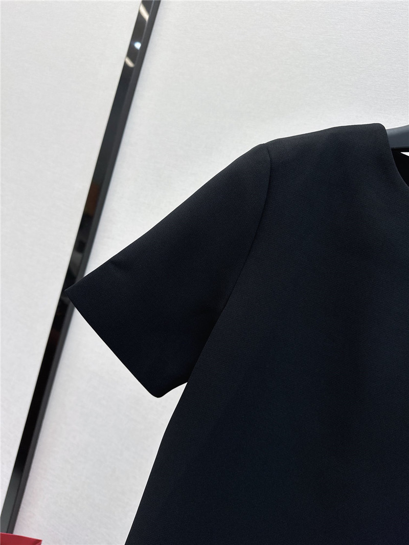 Va1e*ntin0 ruffled fishtail dress replica d&g clothing