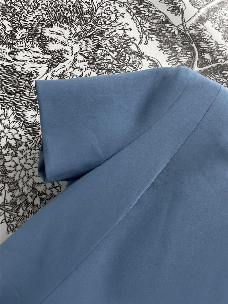 Va1e*ntin0 round neck bow dress replicas clothes