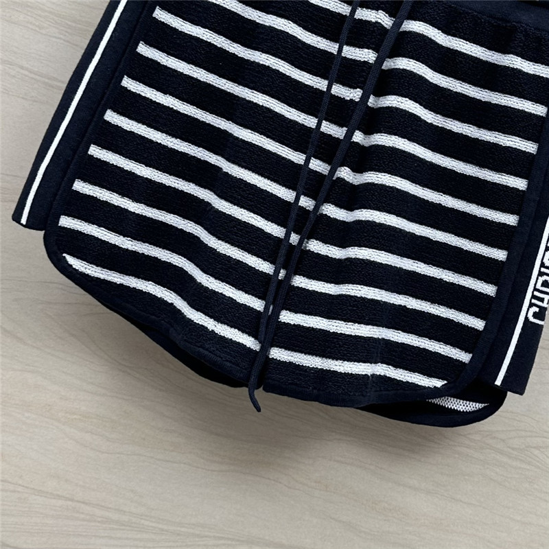 D10r knitted hooded top + shorts set replica clothing sites