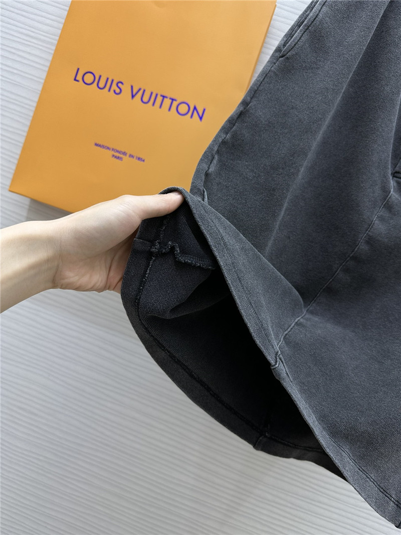 l0vis Vvtt0n lv distressed skirt cheap replica designer clothes