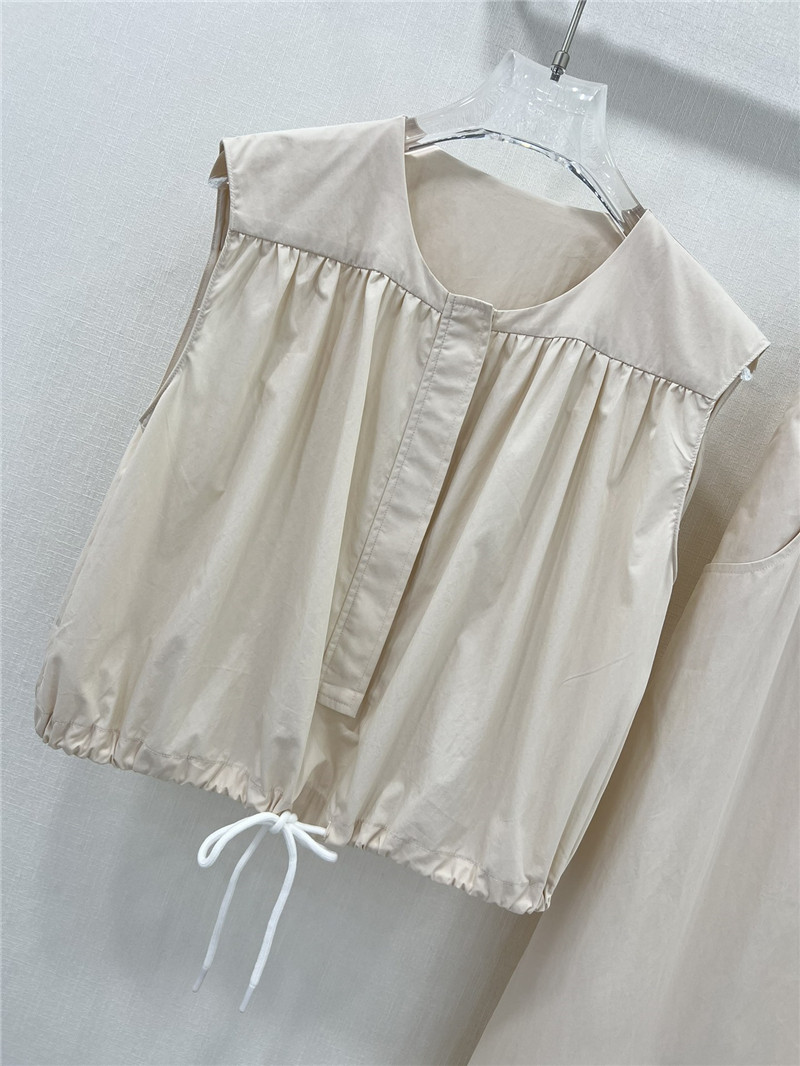 The R0w short vest + straight long skirt replica clothes