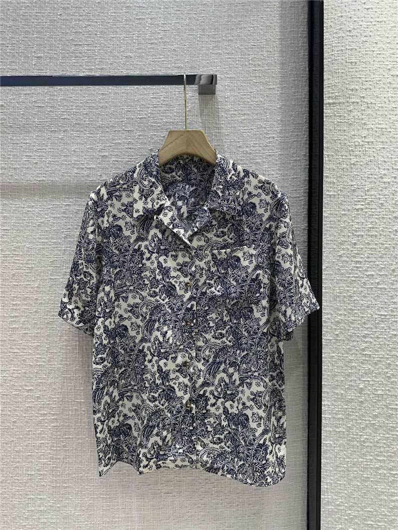 L0r0 P1ana new set replica d&g clothing