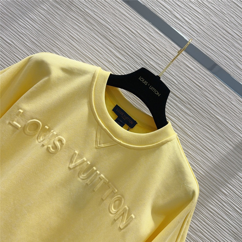 l0vis Vvtt0n lv five-quarter sleeve top + shorts set replica clothes