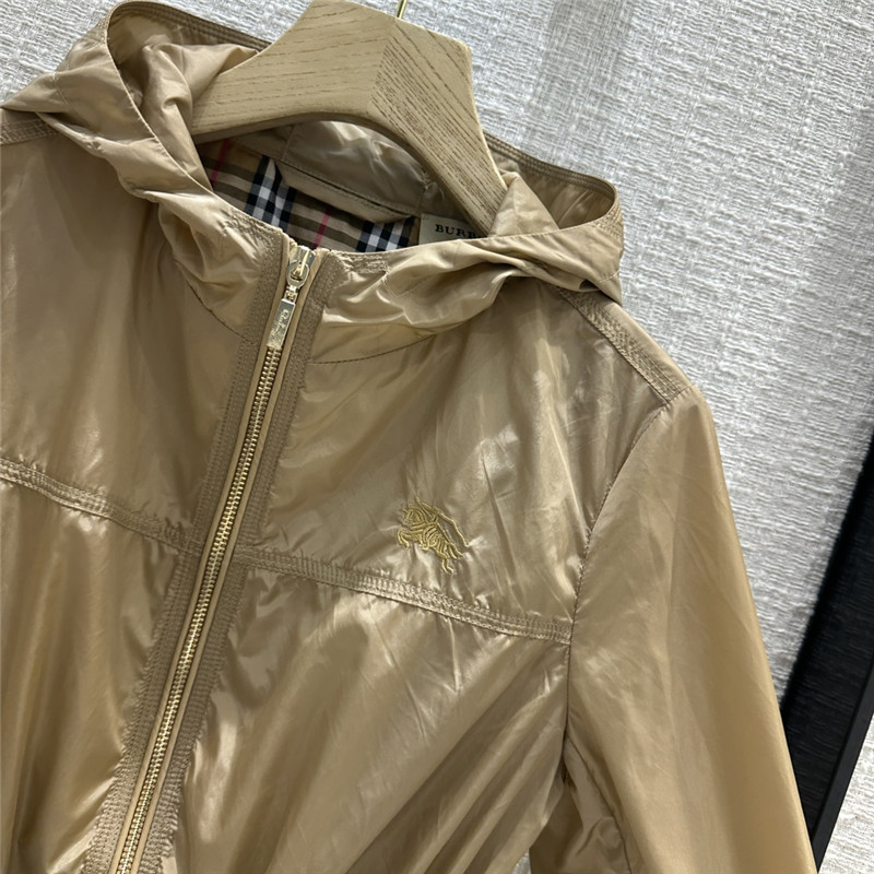Bv*b*rry hooded zipper sun protection small jacket replica clothes