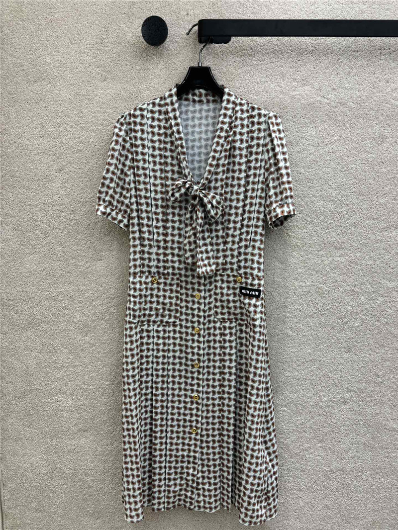 M1um1u v-neck pleated dress replicas clothes