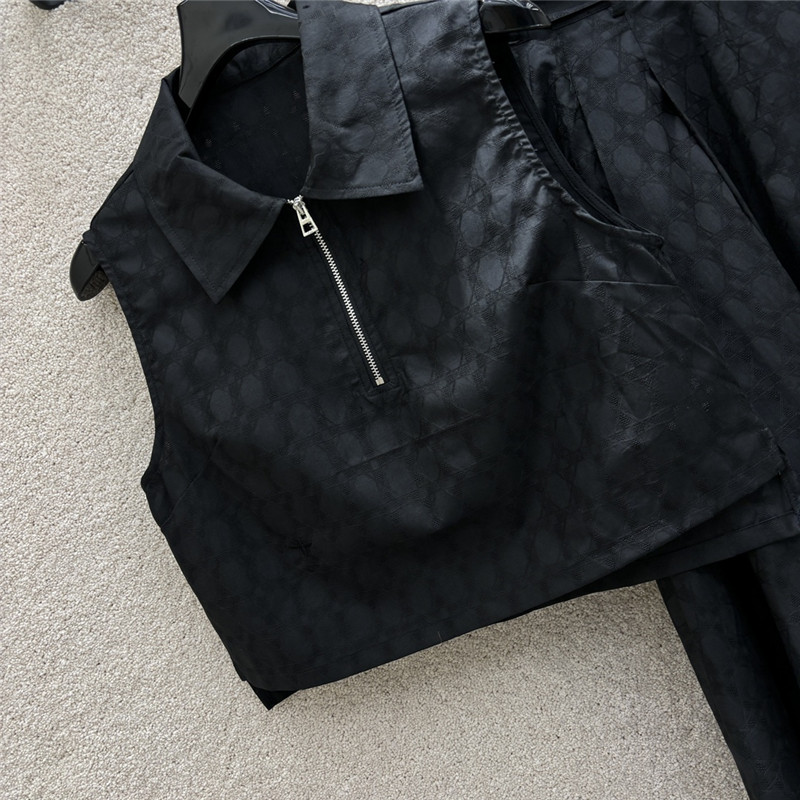 D10r sweet cool style bee suit replica clothing