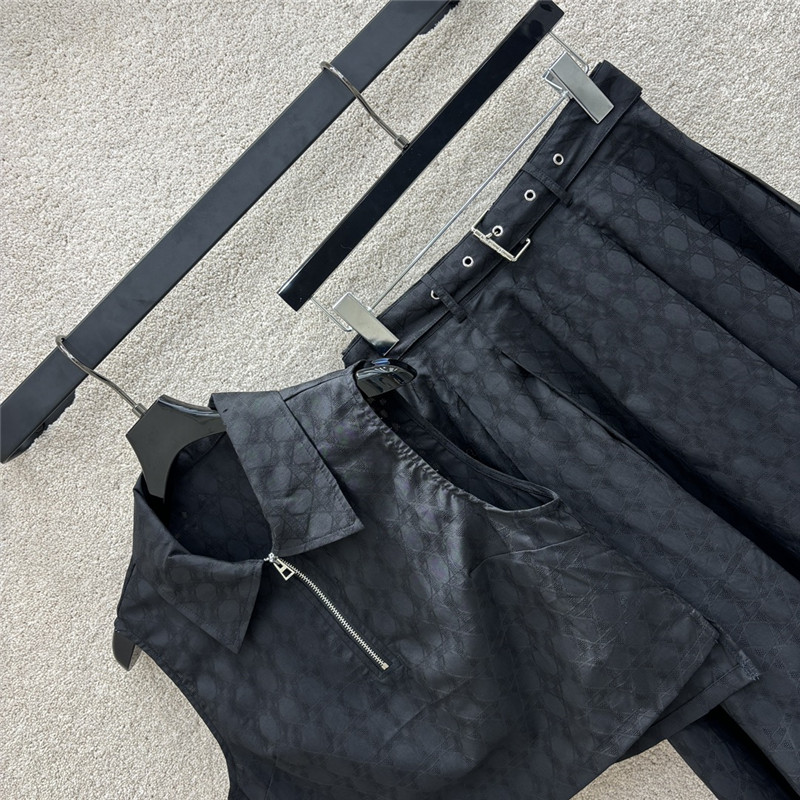 D10r sweet cool style bee suit replica clothing