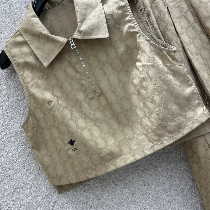 D10r sweet cool style bee suit replica clothing