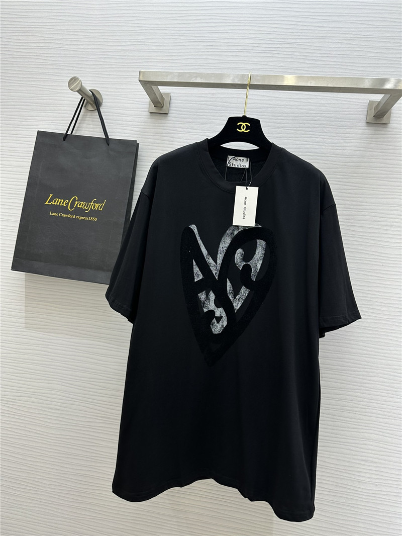 acne studios heart graffiti t-shirt replica clothing