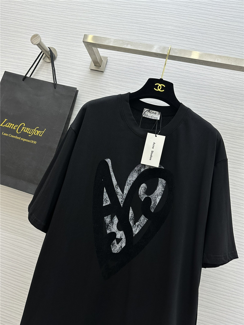 acne studios heart graffiti t-shirt replica clothing
