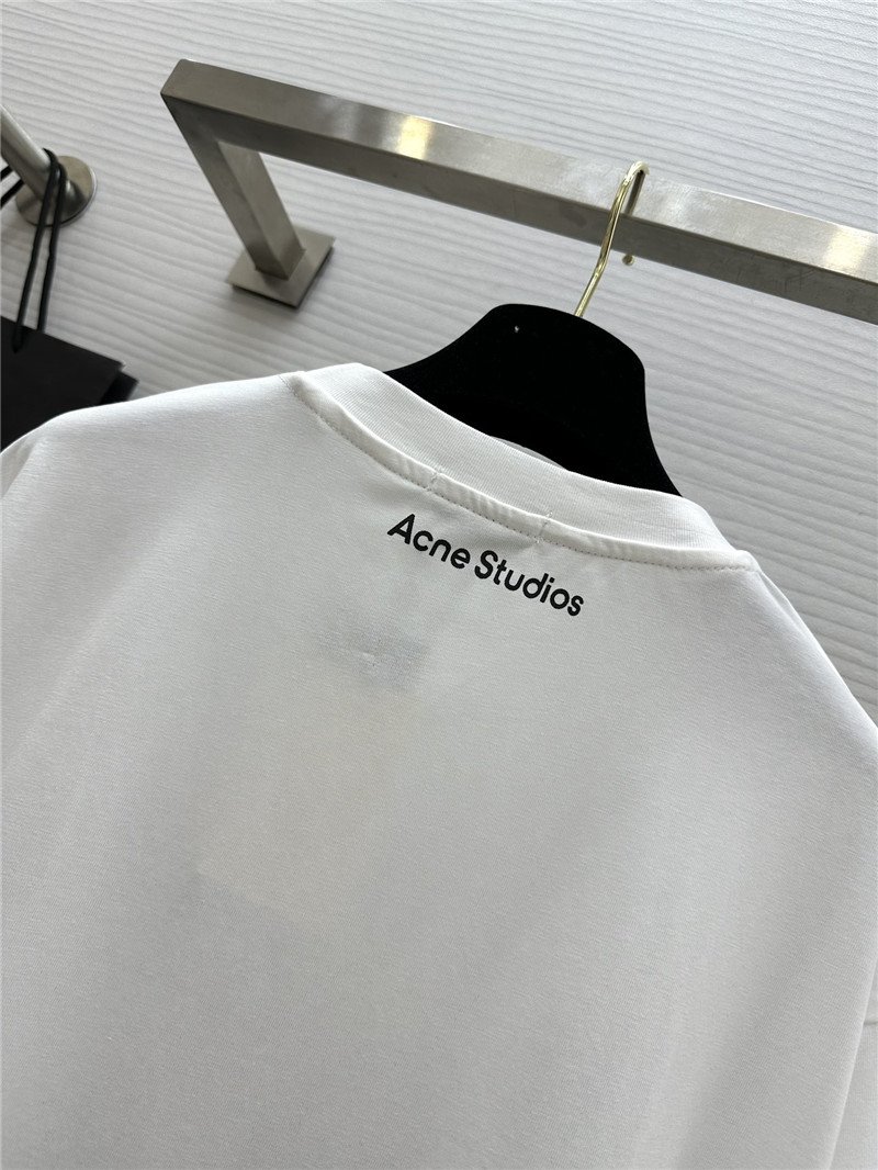 acne studios heart graffiti t-shirt replica clothing