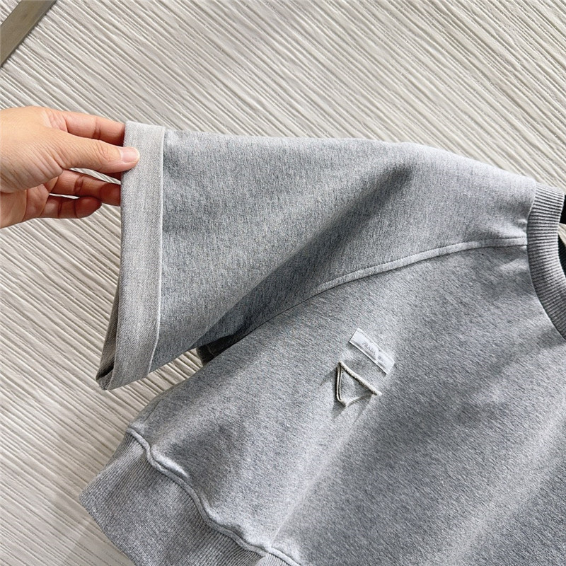 Pra*a lazy sweater set replica designer clothing websites