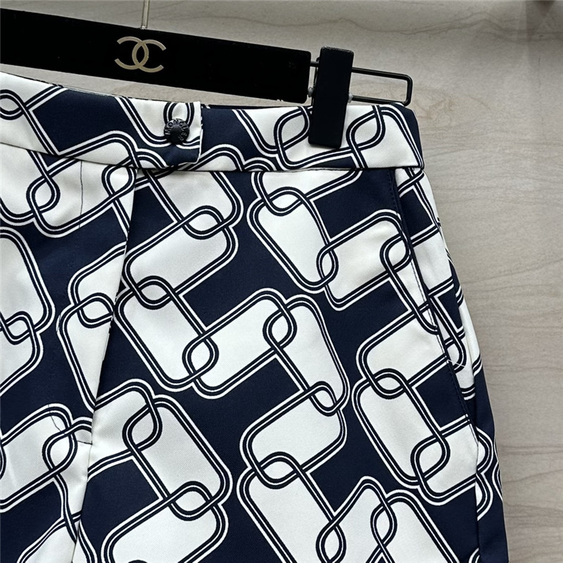 Moncler geometric print shorts replica clothing