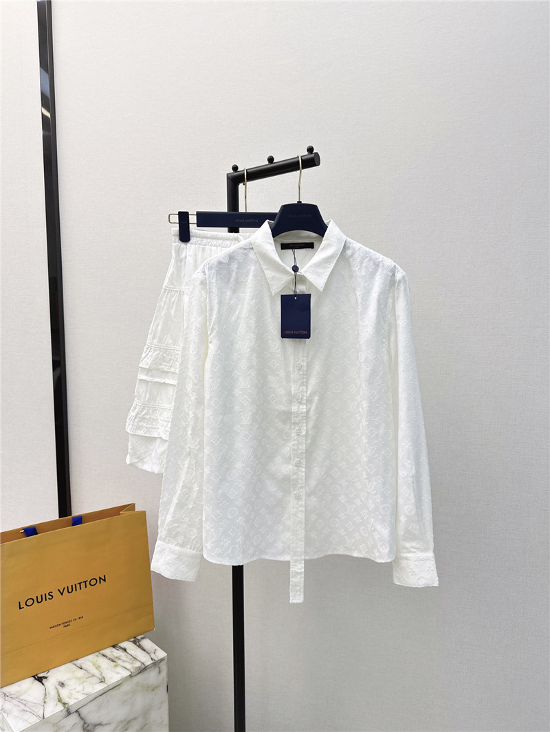 l0vis Vvtt0n lv loose shirt + umbrella skirt suit replica clothes