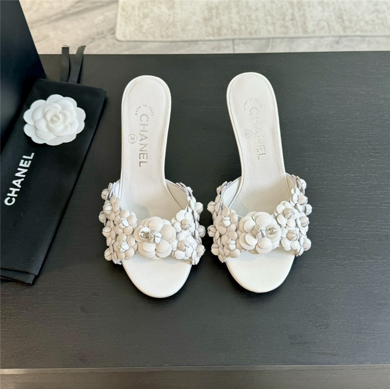 Ch**el camellia heels mules white