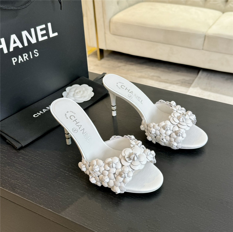 Ch**el camellia heels mules white