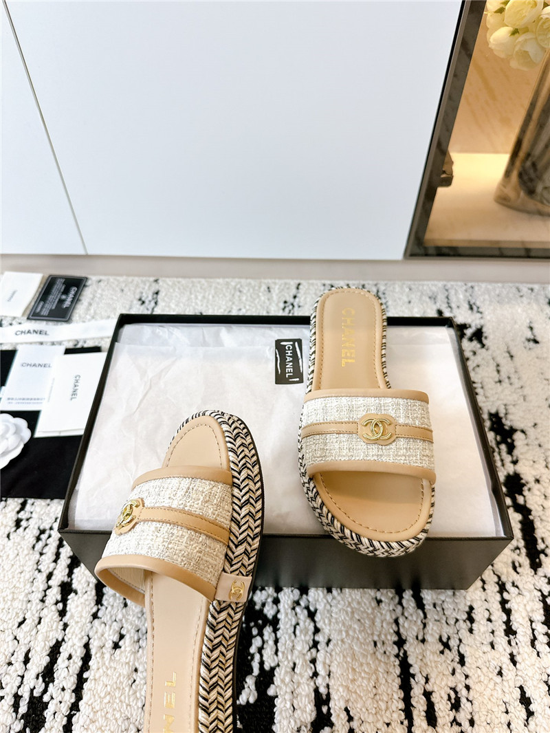 ch**el velcro lazy slippers Marg*e1a replica shoes