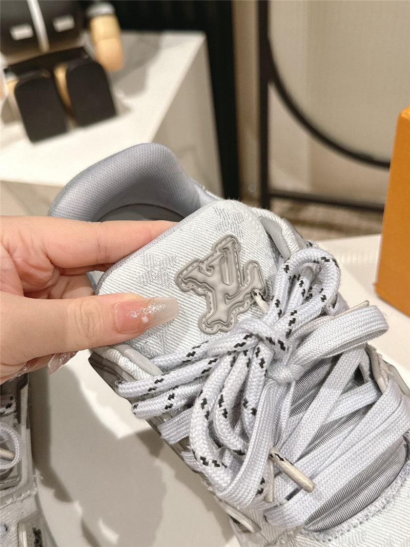 l0vis Vvtt0n lv trainer sneakers sale