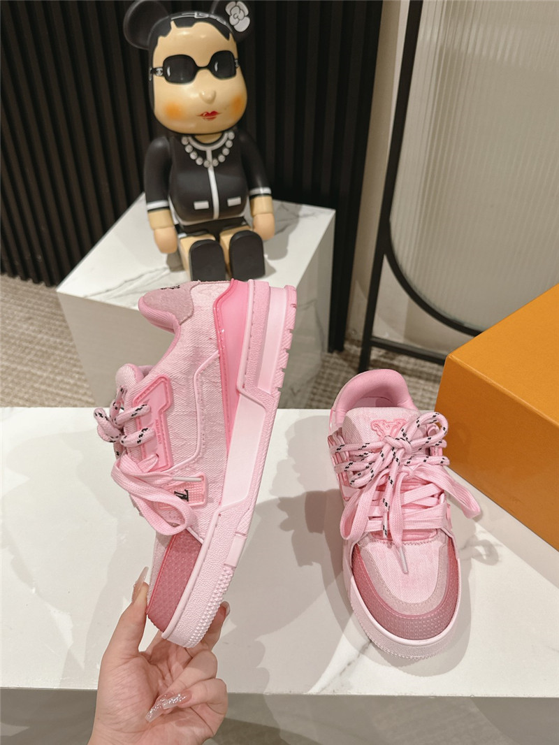 l0vis Vvtt0n lv trainer sneakers pink for women
