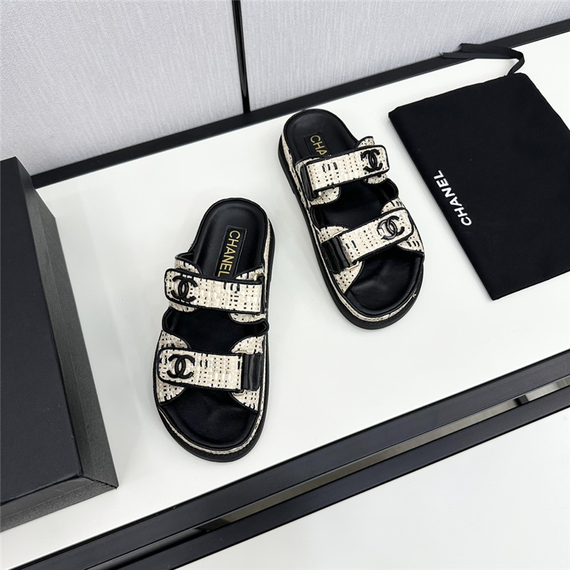 Ch**el grained tweed velcro slides in black