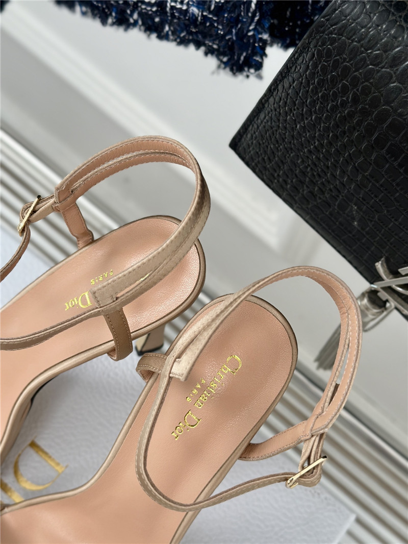 D10r chain platform high heel sandals replica shoes