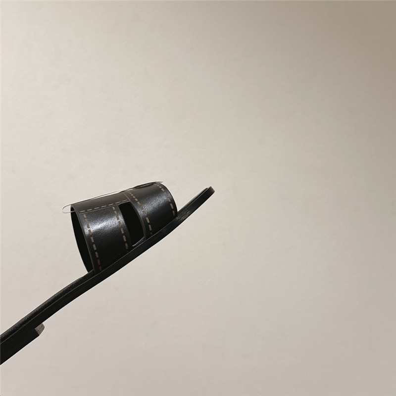 H**me5 idioma sandal women’s