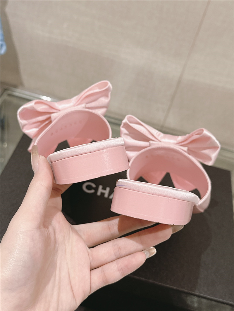 Ch**el flat silk bow leather sandals pink