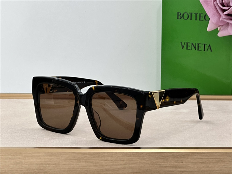 b0tt*ga Ven*ta classic sunglasses