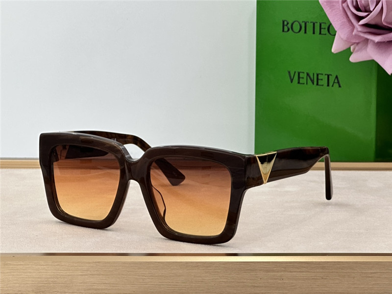 b0tt*ga Ven*ta classic sunglasses