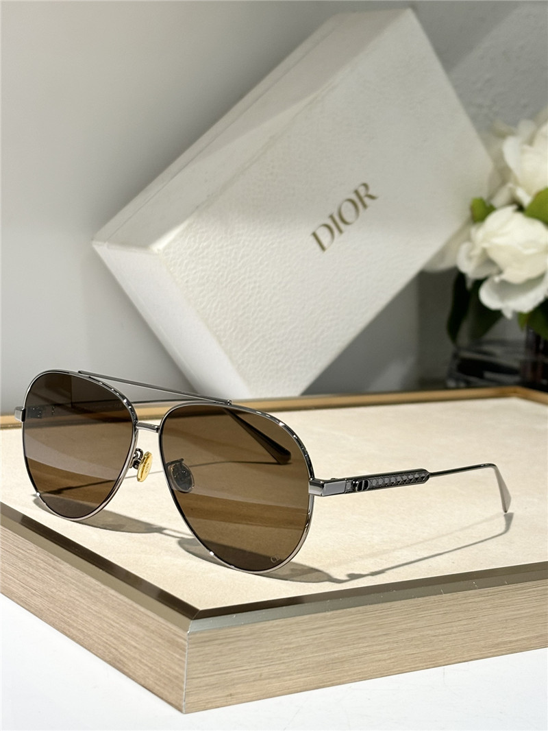 D10r aviator sunglasses