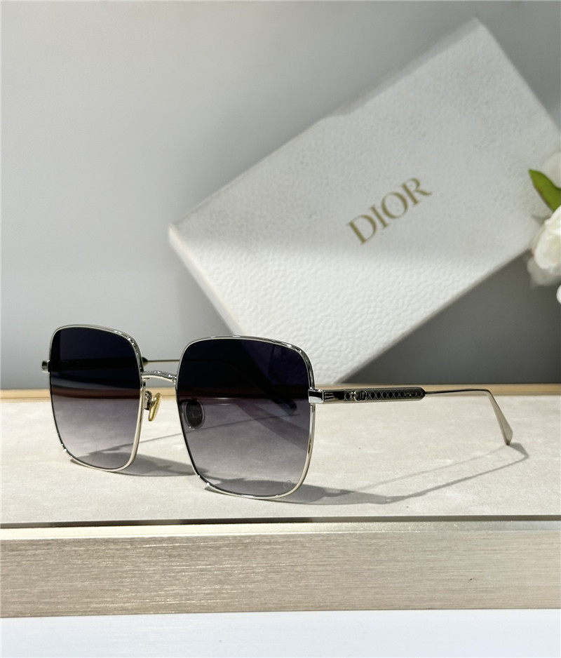 D10r square sunglasses