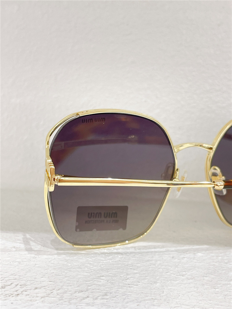 M1um1u square sunglasses frame