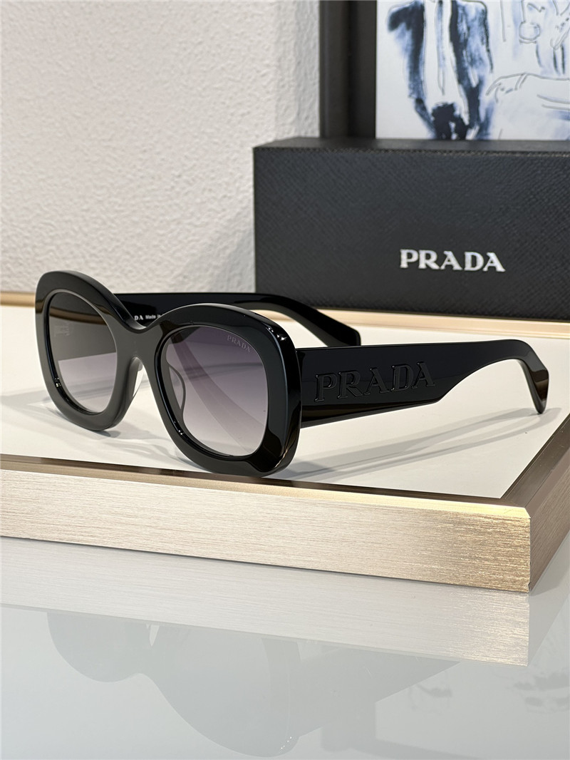 Pra*a stylish and cool sunglasses