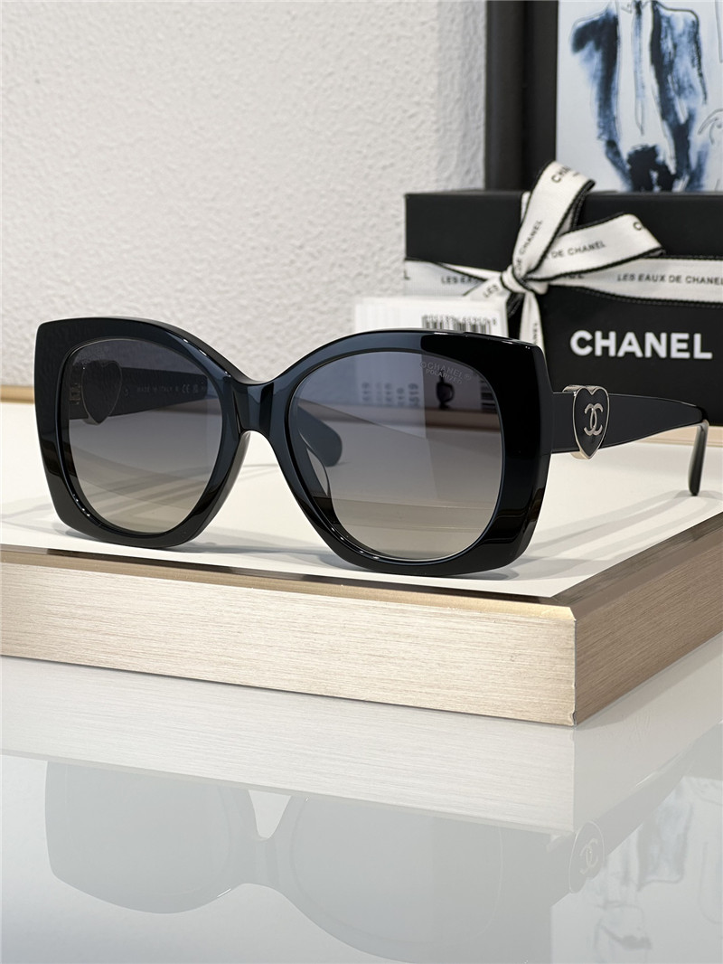Ch**el stylish heart sunglasses