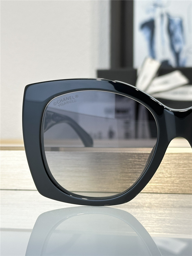 Ch**el stylish heart sunglasses